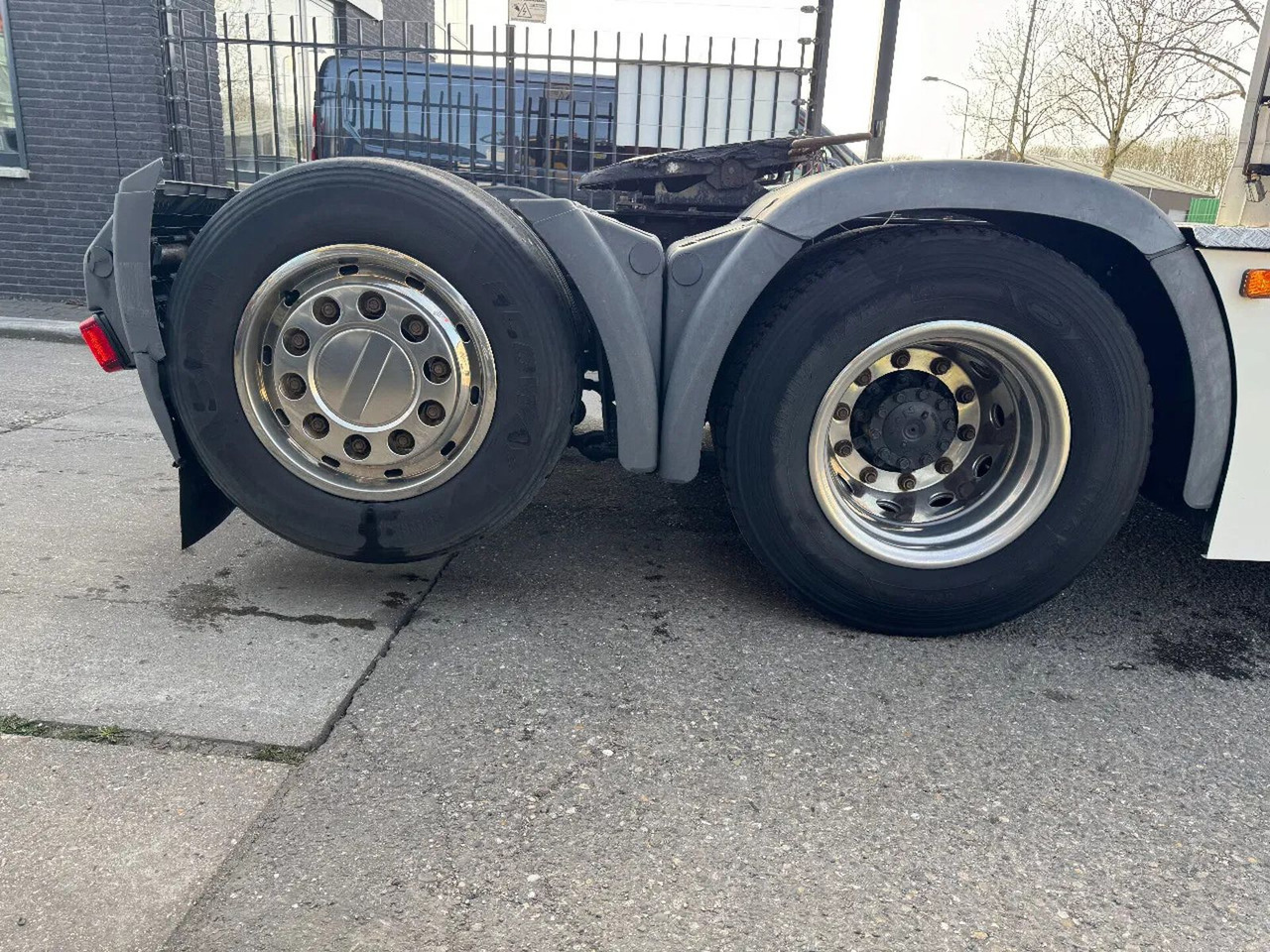 Leasing  MAN TGX 26.500 6X2 - EURO 6 + LIFTING AXLE MAN TGX 26.500 6X2 - EURO 6 + LIFTING AXLE: kuva Leasing  MAN TGX 26.500 6X2 - EURO 6 + LIFTING AXLE MAN TGX 26.500 6X2 - EURO 6 + LIFTING AXLE