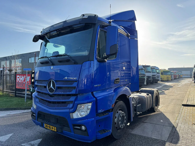 Mercedes-Benz Actros 1936 4X2 - EURO 6 SPOILERS - Vetopöytäauto: kuva Mercedes-Benz Actros 1936 4X2 - EURO 6 SPOILERS - Vetopöytäauto Mercedes-Benz Actros 1936 4X2 - EURO 6 SPOILERS - Vetopöytäauto: kuva Mercedes-Benz Actros 1936 4X2 - EURO 6 SPOILERS - Vetopöytäauto