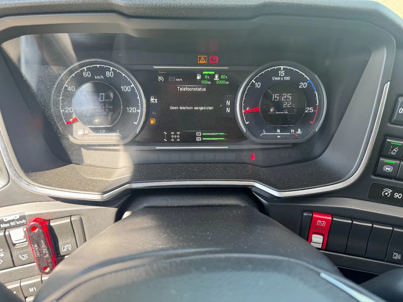 Vetopöytäauto Scania R520 V8 NGS 6X4 EURO 6: kuva Vetopöytäauto Scania R520 V8 NGS 6X4 EURO 6 Vetopöytäauto Scania R520 V8 NGS 6X4 EURO 6: kuva Vetopöytäauto Scania R520 V8 NGS 6X4 EURO 6