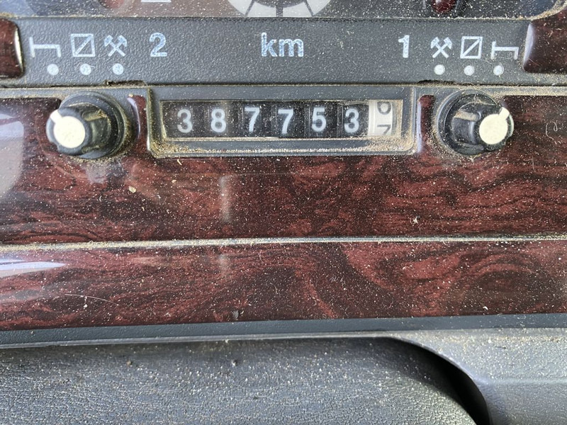 Vetopöytäauto Scania T164-580 V8 6X2 + RETARDER + KIEPHYDRAULIEK - EURO 3 - MANUAL GEAR: kuva Vetopöytäauto Scania T164-580 V8 6X2 + RETARDER + KIEPHYDRAULIEK - EURO 3 - MANUAL GEAR