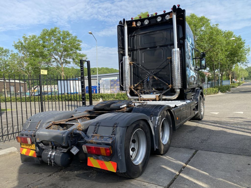 Vetopöytäauto Scania T164-580 V8 6X2 + RETARDER + KIEPHYDRAULIEK - EURO 3 - MANUAL GEAR: kuva Vetopöytäauto Scania T164-580 V8 6X2 + RETARDER + KIEPHYDRAULIEK - EURO 3 - MANUAL GEAR