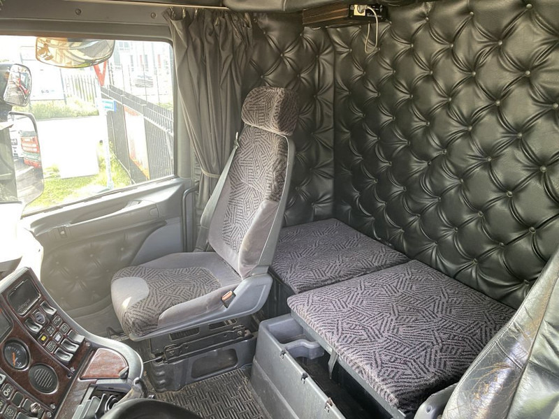 Vetopöytäauto Scania T164-580 V8 6X2 + RETARDER + KIEPHYDRAULIEK - EURO 3 - MANUAL GEAR: kuva Vetopöytäauto Scania T164-580 V8 6X2 + RETARDER + KIEPHYDRAULIEK - EURO 3 - MANUAL GEAR