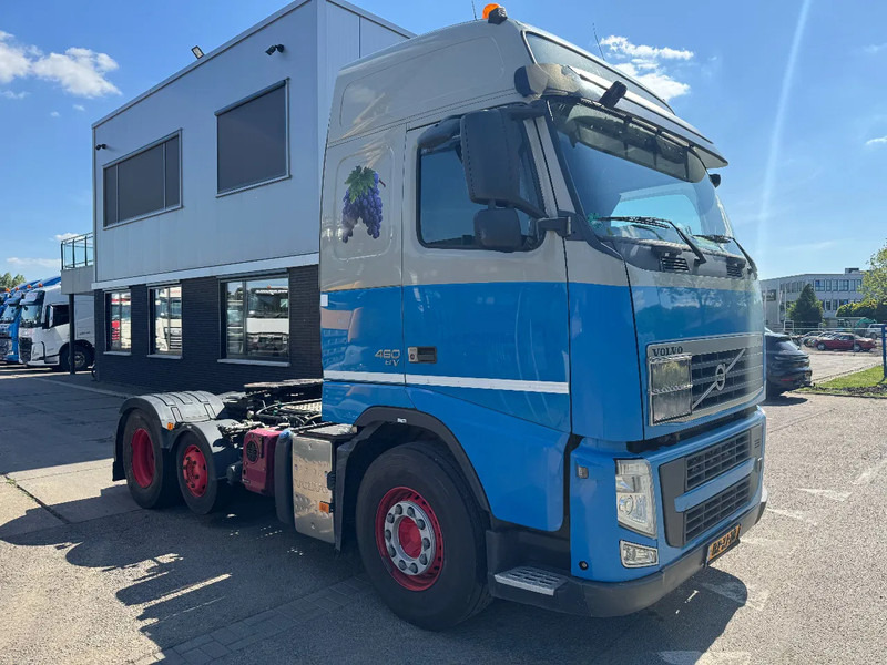 Volvo FH 460 6X2 EURO 5 GARDNER DENVER - Vetopöytäauto: kuva Volvo FH 460 6X2 EURO 5 GARDNER DENVER - Vetopöytäauto Volvo FH 460 6X2 EURO 5 GARDNER DENVER - Vetopöytäauto: kuva Volvo FH 460 6X2 EURO 5 GARDNER DENVER - Vetopöytäauto