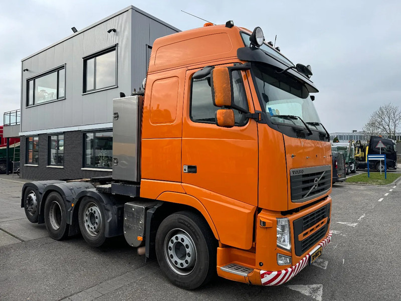 Volvo FH 500 8X2 - EURO 5 + LIFT/STEERING AXLE - Vetopöytäauto: kuva Volvo FH 500 8X2 - EURO 5 + LIFT/STEERING AXLE - Vetopöytäauto Volvo FH 500 8X2 - EURO 5 + LIFT/STEERING AXLE - Vetopöytäauto: kuva Volvo FH 500 8X2 - EURO 5 + LIFT/STEERING AXLE - Vetopöytäauto