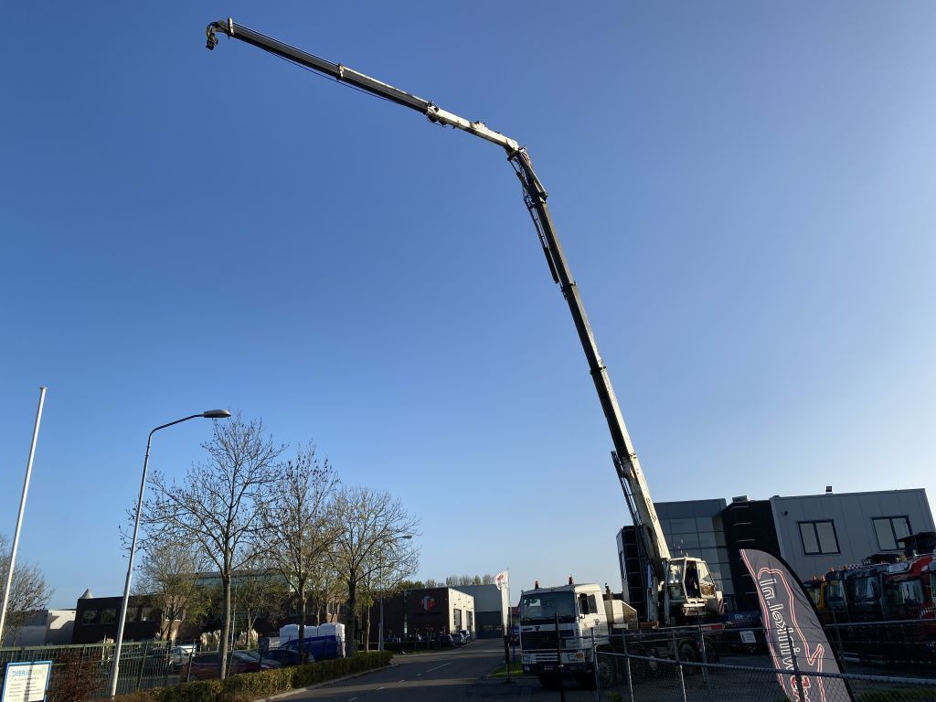 Volvo F 12 8X4 + CORMACH 87000 CRANE - 8.642 HOURS - Nosturiauto: kuva Volvo F 12 8X4 + CORMACH 87000 CRANE - 8.642 HOURS - Nosturiauto Volvo F 12 8X4 + CORMACH 87000 CRANE - 8.642 HOURS - Nosturiauto: kuva Volvo F 12 8X4 + CORMACH 87000 CRANE - 8.642 HOURS - Nosturiauto