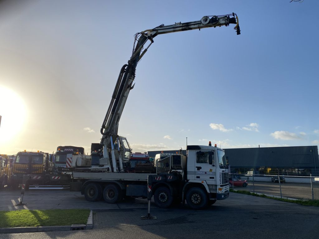 Volvo F 12 8X4 + CORMACH 87000 CRANE - 8.642 HOURS - Nosturiauto: kuva Volvo F 12 8X4 + CORMACH 87000 CRANE - 8.642 HOURS - Nosturiauto Volvo F 12 8X4 + CORMACH 87000 CRANE - 8.642 HOURS - Nosturiauto: kuva Volvo F 12 8X4 + CORMACH 87000 CRANE - 8.642 HOURS - Nosturiauto