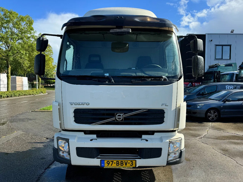 Volvo FL 240 4X2 - EURO 5 CHASSIS - Kuorma-auto alusta: kuva Volvo FL 240 4X2 - EURO 5 CHASSIS - Kuorma-auto alusta Volvo FL 240 4X2 - EURO 5 CHASSIS - Kuorma-auto alusta: kuva Volvo FL 240 4X2 - EURO 5 CHASSIS - Kuorma-auto alusta