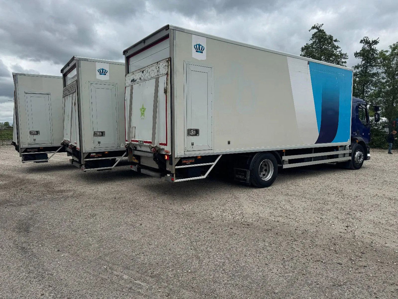 Volvo FL 250 4X2 3 UNITS CARGO LOCK + DHOLLANDIA LIFT - Umpikori kuorma-auto: kuva Volvo FL 250 4X2 3 UNITS CARGO LOCK + DHOLLANDIA LIFT - Umpikori kuorma-auto Volvo FL 250 4X2 3 UNITS CARGO LOCK + DHOLLANDIA LIFT - Umpikori kuorma-auto: kuva Volvo FL 250 4X2 3 UNITS CARGO LOCK + DHOLLANDIA LIFT - Umpikori kuorma-auto