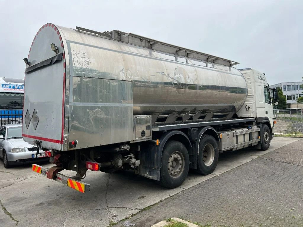 Volvo FM 440 6X2 + CHEMIE TANK - 15.000 L - 4 COMP. / - Säiliöauto: kuva Volvo FM 440 6X2 + CHEMIE TANK - 15.000 L - 4 COMP. / - Säiliöauto Volvo FM 440 6X2 + CHEMIE TANK - 15.000 L - 4 COMP. / - Säiliöauto: kuva Volvo FM 440 6X2 + CHEMIE TANK - 15.000 L - 4 COMP. / - Säiliöauto