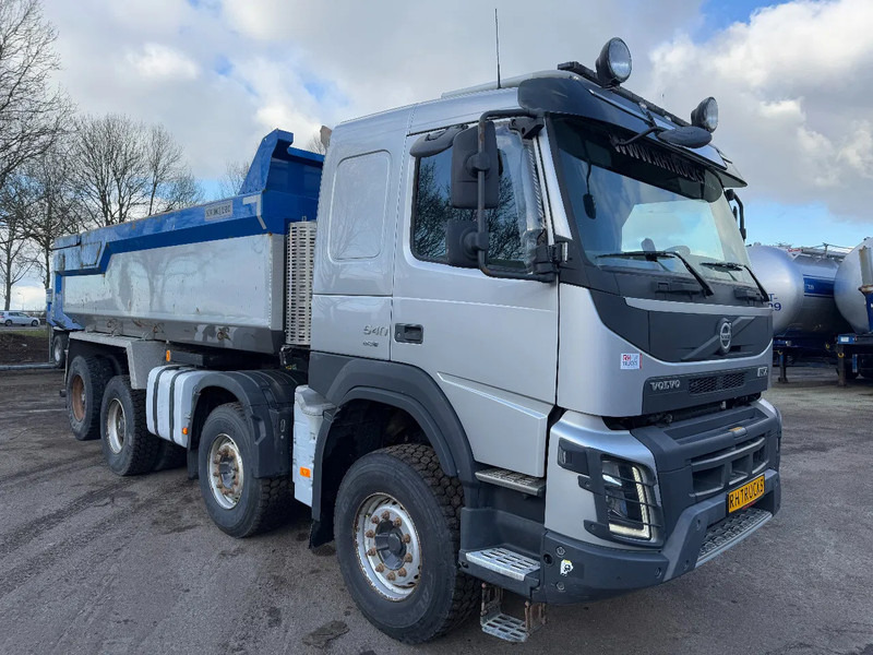 Kippiauto kuorma-auto Volvo FMX 540 8X4 - EURO 6 + KIPPER + LIFTING AXLE: kuva Kippiauto kuorma-auto Volvo FMX 540 8X4 - EURO 6 + KIPPER + LIFTING AXLE