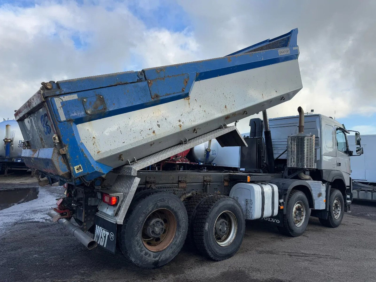 Volvo FMX 540 8X4 - EURO 6 + KIPPER + LIFTING AXLE Volvo FMX 540 8X4 - EURO 6 + KIPPER + LIFTING AXLE - Kippiauto kuorma-auto: kuva Volvo FMX 540 8X4 - EURO 6 + KIPPER + LIFTING AXLE Volvo FMX 540 8X4 - EURO 6 + KIPPER + LIFTING AXLE - Kippiauto kuorma-auto Volvo FMX 540 8X4 - EURO 6 + KIPPER + LIFTING AXLE Volvo FMX 540 8X4 - EURO 6 + KIPPER + LIFTING AXLE - Kippiauto kuorma-auto: kuva Volvo FMX 540 8X4 - EURO 6 + KIPPER + LIFTING AXLE Volvo FMX 540 8X4 - EURO 6 + KIPPER + LIFTING AXLE - Kippiauto kuorma-auto