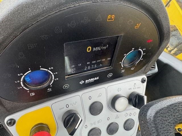 Bomag BW 177 D-5 - Tiivistyskone: kuva Bomag BW 177 D-5 - Tiivistyskone Bomag BW 177 D-5 - Tiivistyskone: kuva Bomag BW 177 D-5 - Tiivistyskone