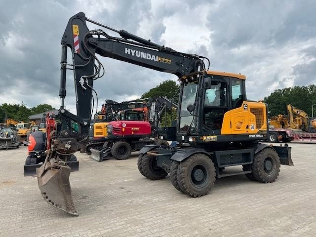 HYUNDAI HW170 ACR - Pyöräalustainen kaivinkone: kuva HYUNDAI HW170 ACR - Pyöräalustainen kaivinkone HYUNDAI HW170 ACR - Pyöräalustainen kaivinkone: kuva HYUNDAI HW170 ACR - Pyöräalustainen kaivinkone