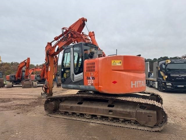 Hitachi ZX 225 US LC - Telakaivukone: kuva Hitachi ZX 225 US LC - Telakaivukone Hitachi ZX 225 US LC - Telakaivukone: kuva Hitachi ZX 225 US LC - Telakaivukone