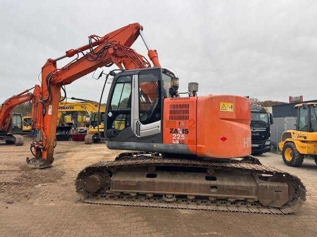 Hitachi ZX 225 US LC - Telakaivukone: kuva Hitachi ZX 225 US LC - Telakaivukone Hitachi ZX 225 US LC - Telakaivukone: kuva Hitachi ZX 225 US LC - Telakaivukone
