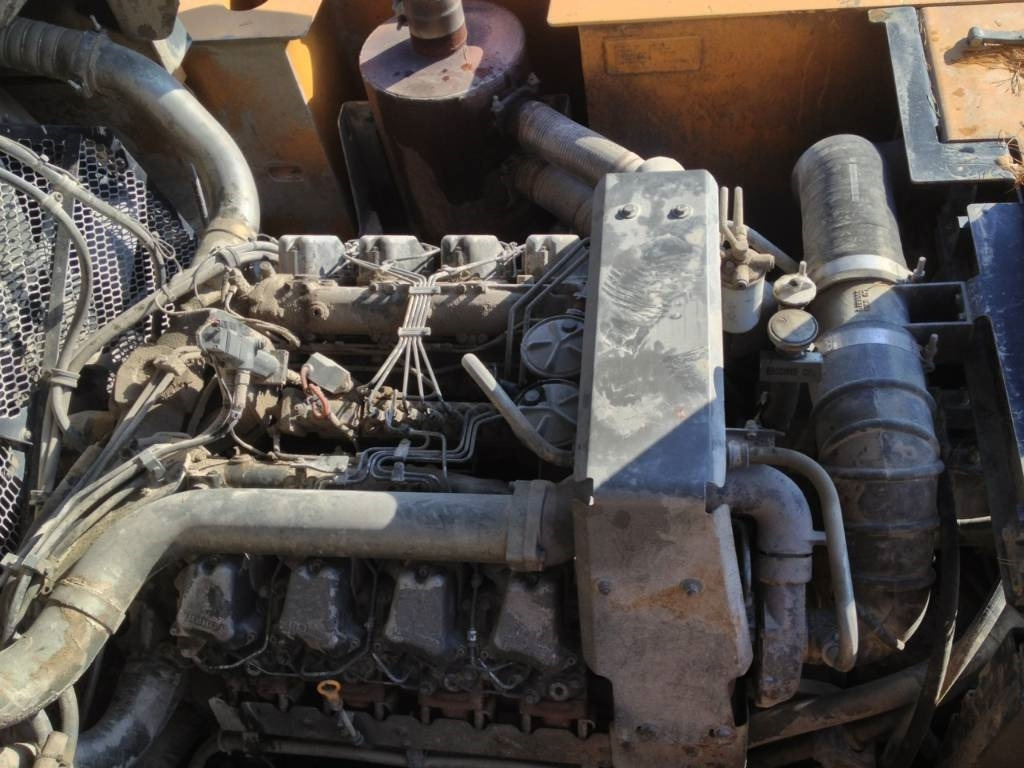 LIEBHERR R 974B HD - Telakaivukone: kuva LIEBHERR R 974B HD - Telakaivukone LIEBHERR R 974B HD - Telakaivukone: kuva LIEBHERR R 974B HD - Telakaivukone