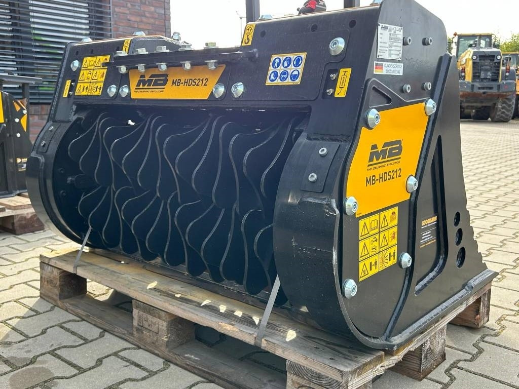 MB CRUSHER HDS 212 - Kaivinkoneen kauha: kuva MB CRUSHER HDS 212 - Kaivinkoneen kauha MB CRUSHER HDS 212 - Kaivinkoneen kauha: kuva MB CRUSHER HDS 212 - Kaivinkoneen kauha