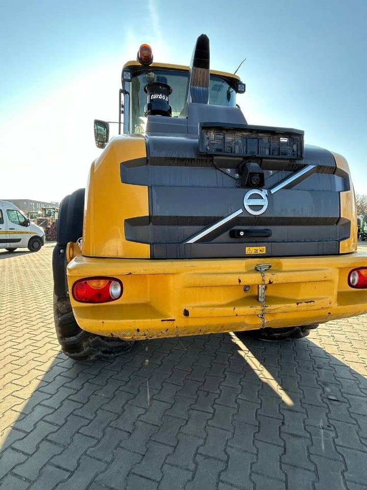 Volvo L 50 H - Pyöräkuormaaja: kuva Volvo L 50 H - Pyöräkuormaaja Volvo L 50 H - Pyöräkuormaaja: kuva Volvo L 50 H - Pyöräkuormaaja