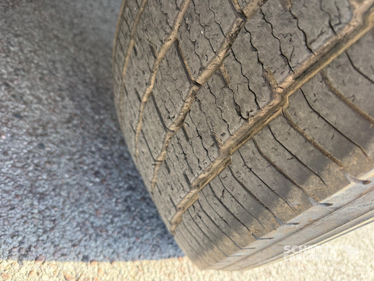 KAESSBOHRER Tipper Steel half pipe body 27m³ - Kippiauto puoliperävaunu: kuva KAESSBOHRER Tipper Steel half pipe body 27m³ - Kippiauto puoliperävaunu KAESSBOHRER Tipper Steel half pipe body 27m³ - Kippiauto puoliperävaunu: kuva KAESSBOHRER Tipper Steel half pipe body 27m³ - Kippiauto puoliperävaunu