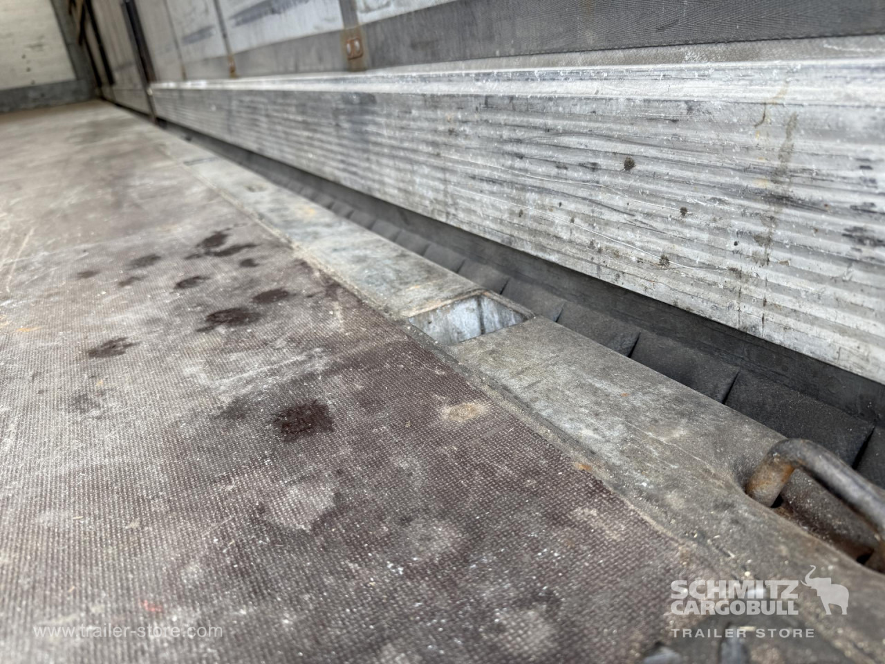 SCHMITZ Curtainsider Standard - Pressukapellipuoliperävaunu: kuva SCHMITZ Curtainsider Standard - Pressukapellipuoliperävaunu SCHMITZ Curtainsider Standard - Pressukapellipuoliperävaunu: kuva SCHMITZ Curtainsider Standard - Pressukapellipuoliperävaunu