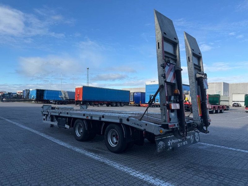 KEL-BERG Low loader trailer / Tieflader / Maskinkærre - Lavaperävaunu: kuva KEL-BERG Low loader trailer / Tieflader / Maskinkærre - Lavaperävaunu KEL-BERG Low loader trailer / Tieflader / Maskinkærre - Lavaperävaunu: kuva KEL-BERG Low loader trailer / Tieflader / Maskinkærre - Lavaperävaunu