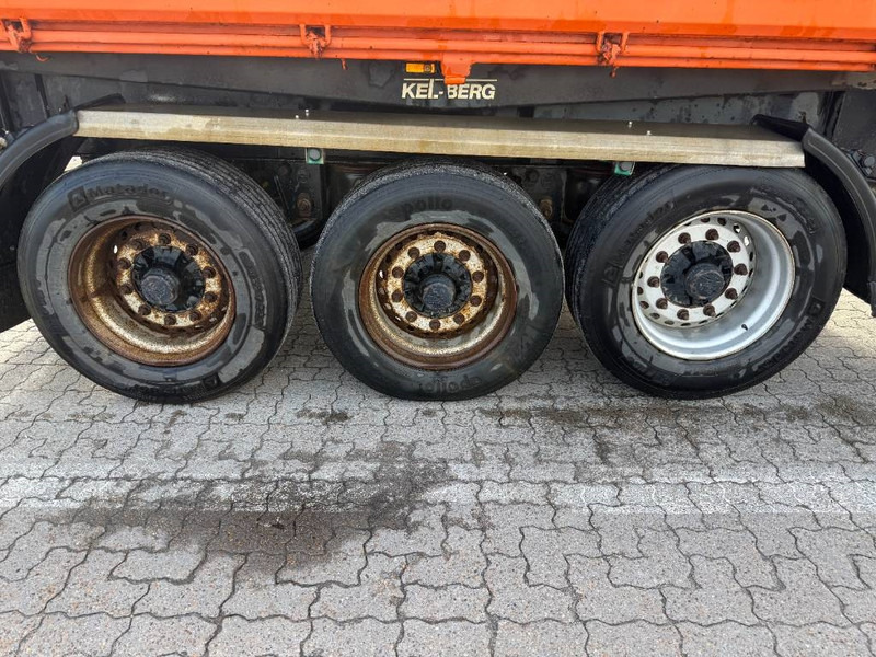 KEL-BERG Tipper / Kipper / Tipkærre - Kippiauto perävaunu: kuva KEL-BERG Tipper / Kipper / Tipkærre - Kippiauto perävaunu KEL-BERG Tipper / Kipper / Tipkærre - Kippiauto perävaunu: kuva KEL-BERG Tipper / Kipper / Tipkærre - Kippiauto perävaunu
