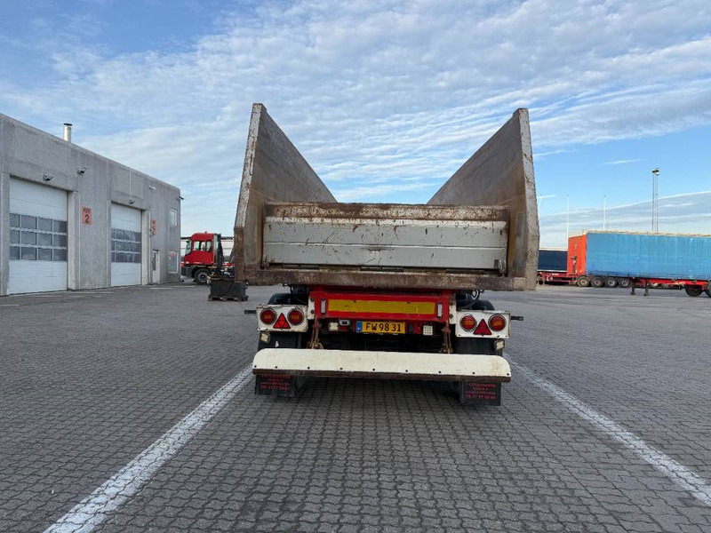 KEL-BERG Tipper / Kipper / Tiptrailer - Kippiauto puoliperävaunu: kuva KEL-BERG Tipper / Kipper / Tiptrailer - Kippiauto puoliperävaunu KEL-BERG Tipper / Kipper / Tiptrailer - Kippiauto puoliperävaunu: kuva KEL-BERG Tipper / Kipper / Tiptrailer - Kippiauto puoliperävaunu