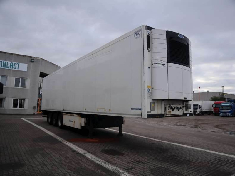 Krone Reefertrailer/Kühlauflieger/køletrailer - Refrigeraattori puoliperävaunu: kuva Krone Reefertrailer/Kühlauflieger/køletrailer - Refrigeraattori puoliperävaunu Krone Reefertrailer/Kühlauflieger/køletrailer - Refrigeraattori puoliperävaunu: kuva Krone Reefertrailer/Kühlauflieger/køletrailer - Refrigeraattori puoliperävaunu