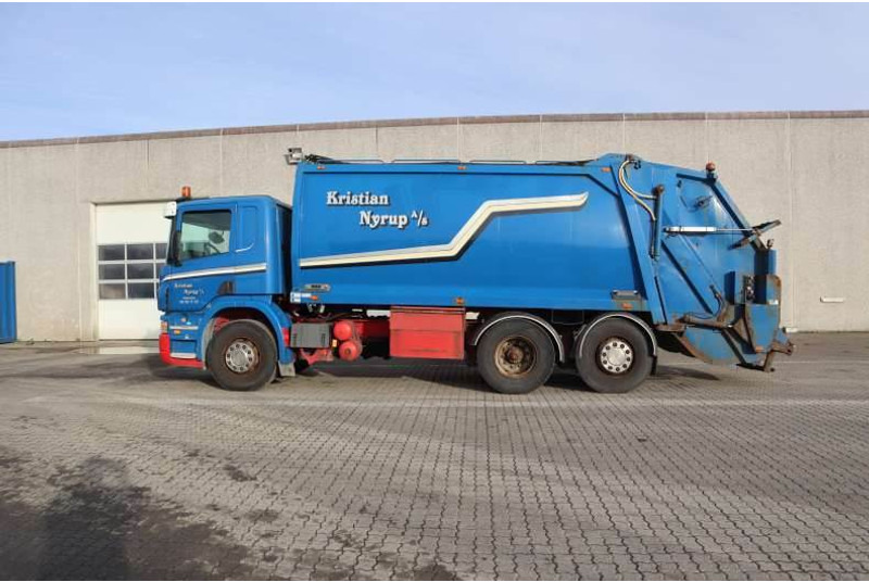 Scania P230 6X2*4 Skraldebil/Müllwagen/Garbagetruck - Kuorma-auto: kuva Scania P230 6X2*4 Skraldebil/Müllwagen/Garbagetruck - Kuorma-auto Scania P230 6X2*4 Skraldebil/Müllwagen/Garbagetruck - Kuorma-auto: kuva Scania P230 6X2*4 Skraldebil/Müllwagen/Garbagetruck - Kuorma-auto