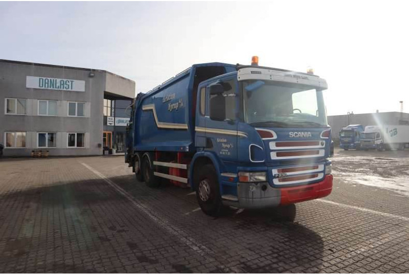 Scania P230 6X2*4 Skraldebil/Müllwagen/Garbagetruck - Kuorma-auto: kuva Scania P230 6X2*4 Skraldebil/Müllwagen/Garbagetruck - Kuorma-auto Scania P230 6X2*4 Skraldebil/Müllwagen/Garbagetruck - Kuorma-auto: kuva Scania P230 6X2*4 Skraldebil/Müllwagen/Garbagetruck - Kuorma-auto
