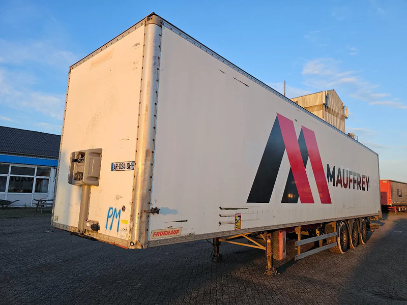 Fruehauf TX34 - Umpikori puoliperävaunu: kuva Fruehauf TX34 - Umpikori puoliperävaunu Fruehauf TX34 - Umpikori puoliperävaunu: kuva Fruehauf TX34 - Umpikori puoliperävaunu