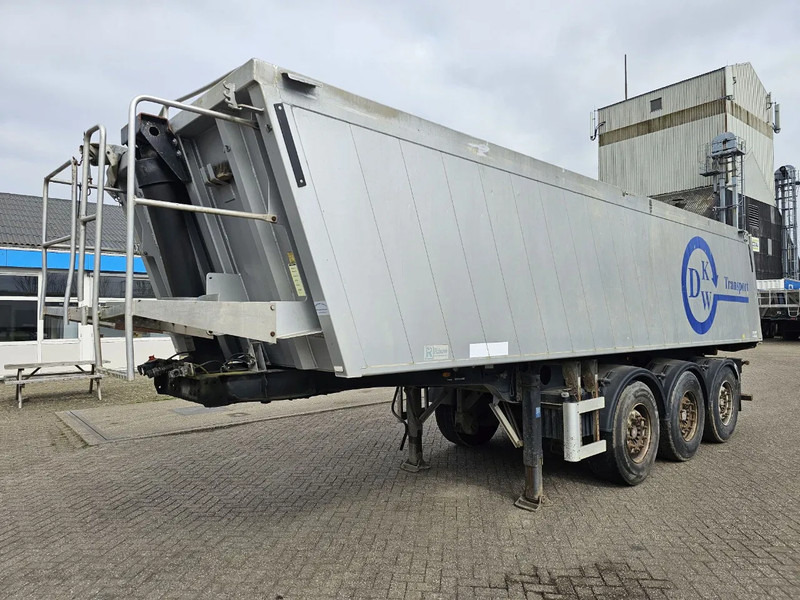 Kempf SMK 39/3 AK - SAF - DISC - Lift axle - Kippiauto puoliperävaunu: kuva Kempf SMK 39/3 AK - SAF - DISC - Lift axle - Kippiauto puoliperävaunu Kempf SMK 39/3 AK - SAF - DISC - Lift axle - Kippiauto puoliperävaunu: kuva Kempf SMK 39/3 AK - SAF - DISC - Lift axle - Kippiauto puoliperävaunu