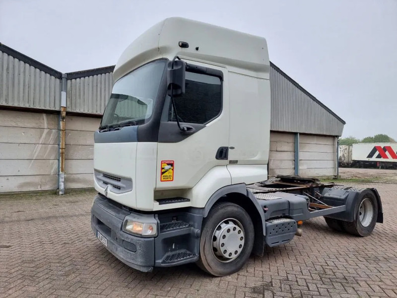 Renault Premium 370 Manual Gear - Vetopöytäauto: kuva Renault Premium 370 Manual Gear - Vetopöytäauto Renault Premium 370 Manual Gear - Vetopöytäauto: kuva Renault Premium 370 Manual Gear - Vetopöytäauto