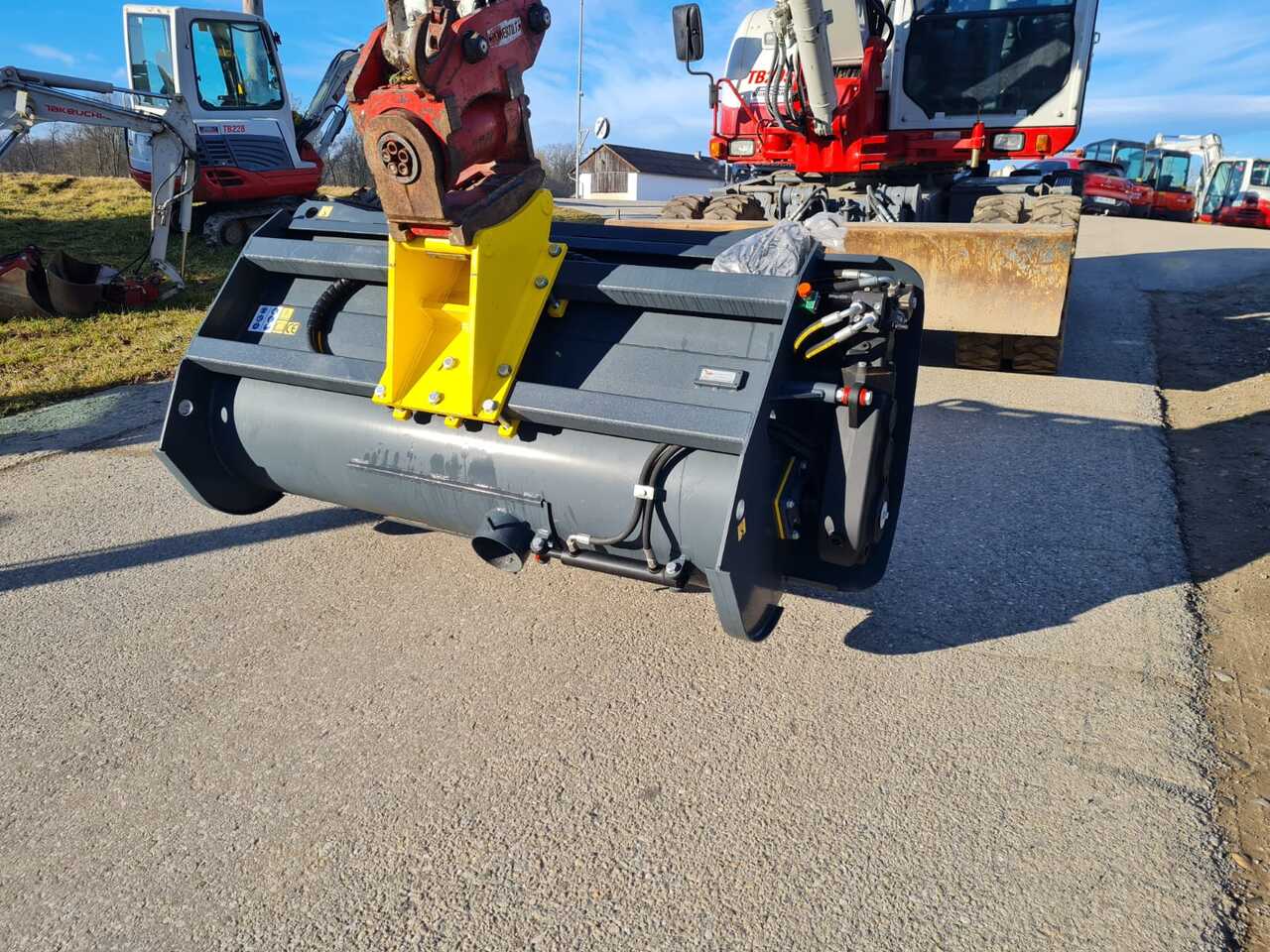 Concrete mixing bucket 180 cm for Excavator - Kauha - Telakaivukone: kuva Concrete mixing bucket 180 cm for Excavator - Kauha - Telakaivukone Concrete mixing bucket 180 cm for Excavator - Kauha - Telakaivukone: kuva Concrete mixing bucket 180 cm for Excavator - Kauha - Telakaivukone