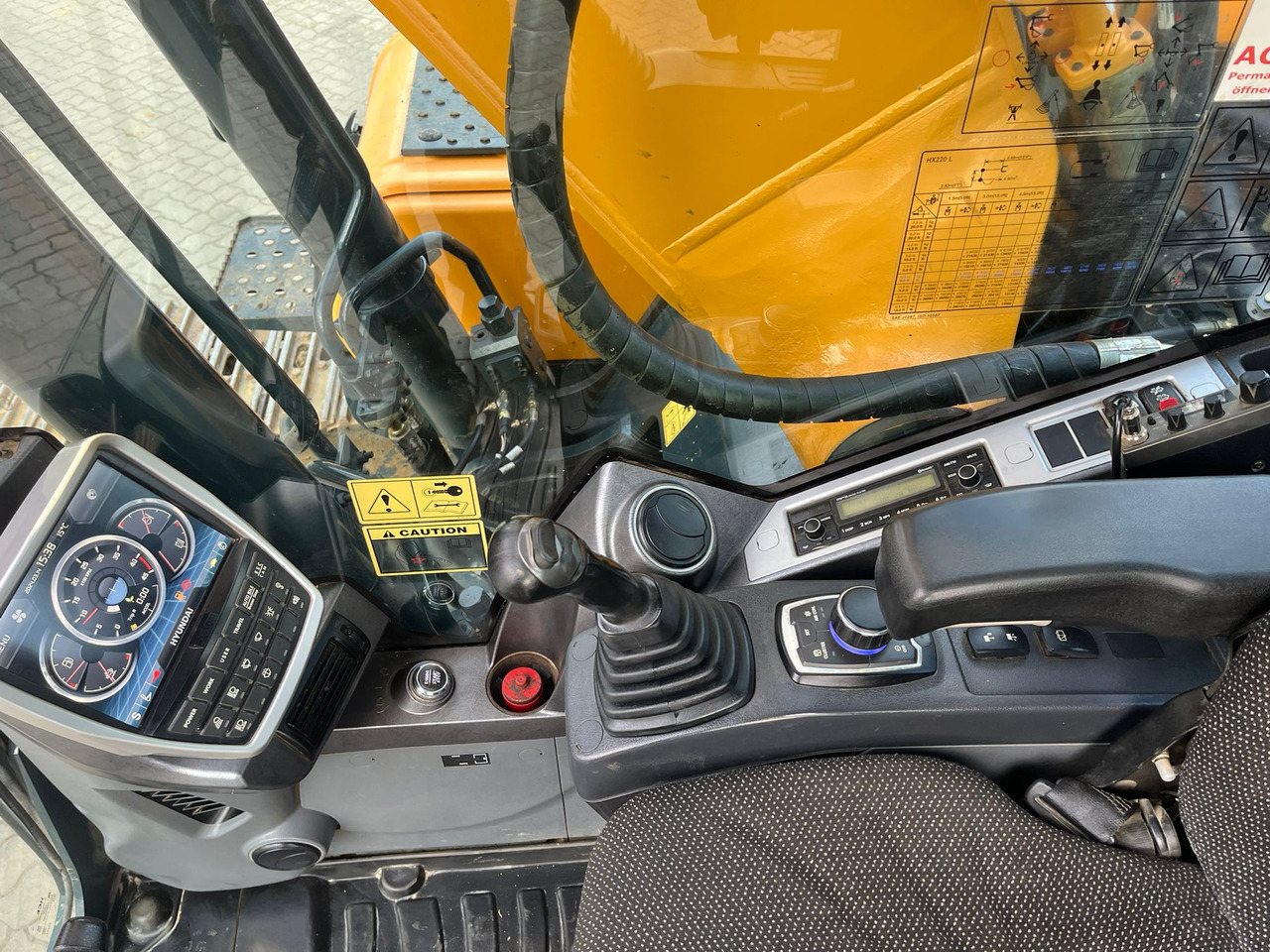 Telakaivukone HYUNDAI HX 220 L: kuva Telakaivukone HYUNDAI HX 220 L
