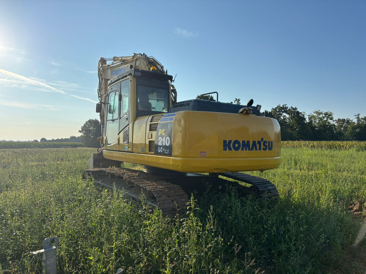 KOMATSU PC 210 LC-8 - Telakaivukone: kuva KOMATSU PC 210 LC-8 - Telakaivukone KOMATSU PC 210 LC-8 - Telakaivukone: kuva KOMATSU PC 210 LC-8 - Telakaivukone
