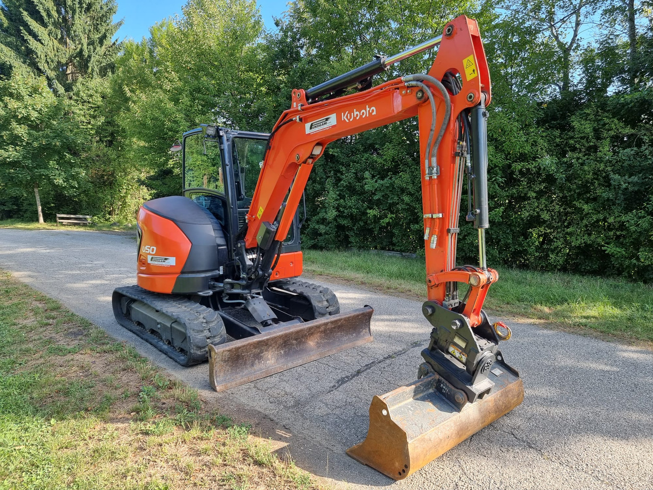 KUBOTA U 50-5 - Minikuormaaja: kuva KUBOTA U 50-5 - Minikuormaaja KUBOTA U 50-5 - Minikuormaaja: kuva KUBOTA U 50-5 - Minikuormaaja