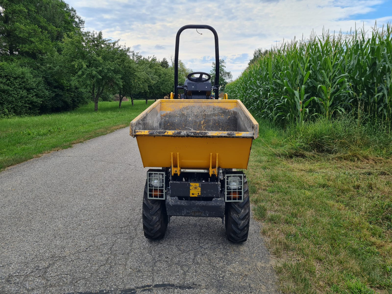 Pikku dumpperi MECALAC TA 1 eh: kuva Pikku dumpperi MECALAC TA 1 eh Pikku dumpperi MECALAC TA 1 eh: kuva Pikku dumpperi MECALAC TA 1 eh