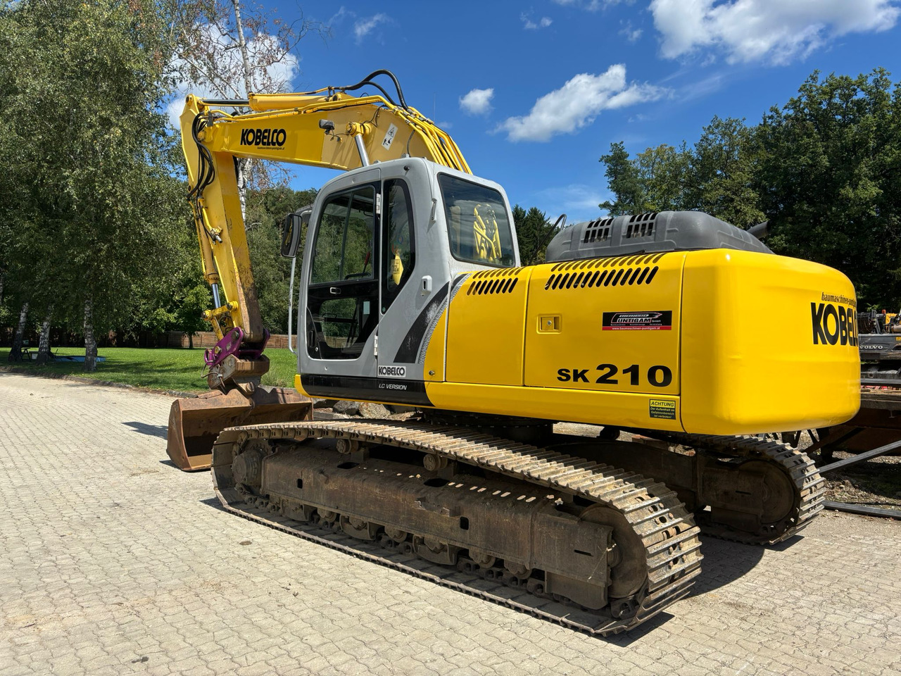 NEW HOLLAND Kobelco E 215 B - Telakaivukone: kuva NEW HOLLAND Kobelco E 215 B - Telakaivukone NEW HOLLAND Kobelco E 215 B - Telakaivukone: kuva NEW HOLLAND Kobelco E 215 B - Telakaivukone