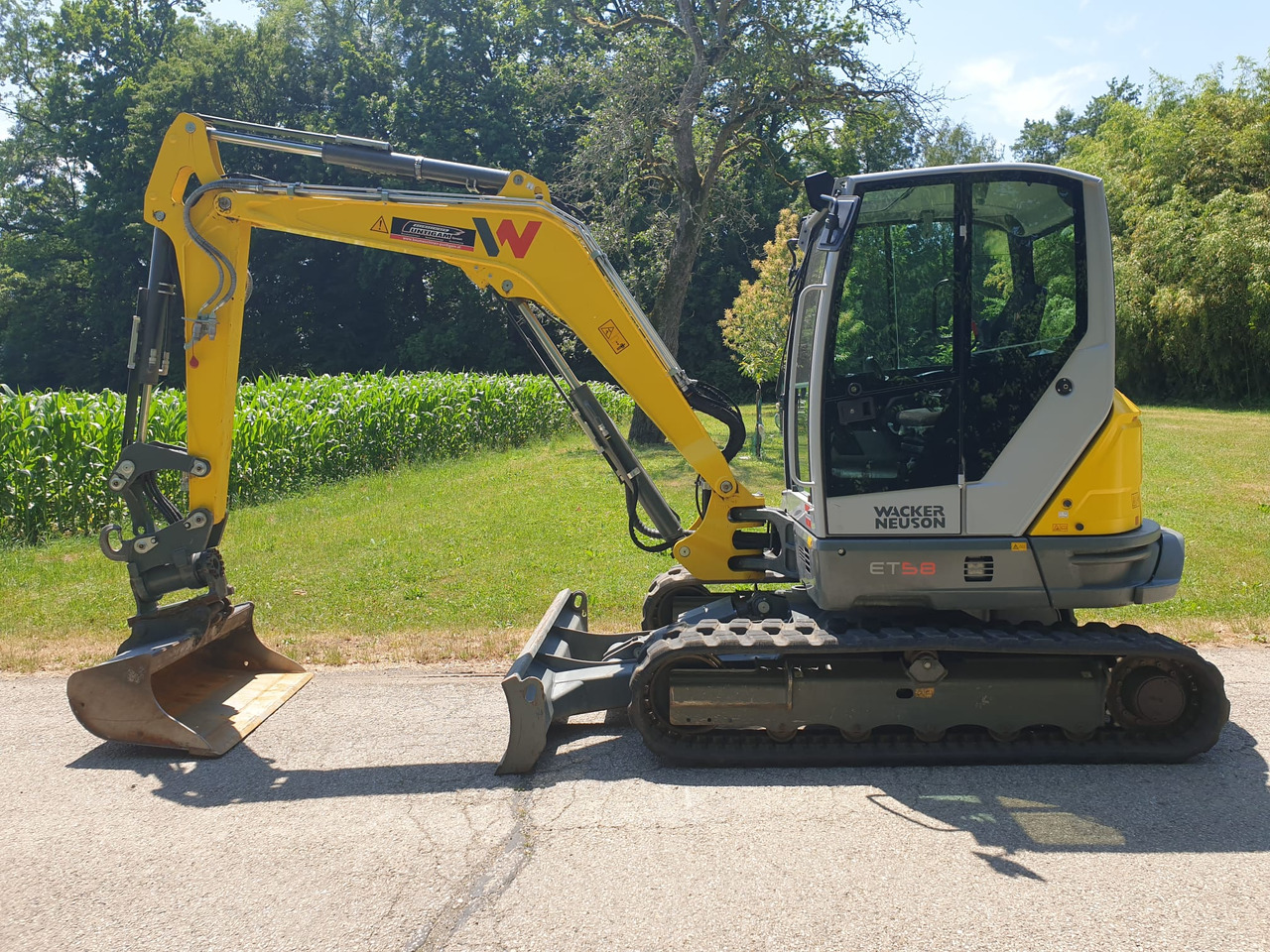 WACKER Neuson ET 58 - Minikuormaaja: kuva WACKER Neuson ET 58 - Minikuormaaja WACKER Neuson ET 58 - Minikuormaaja: kuva WACKER Neuson ET 58 - Minikuormaaja