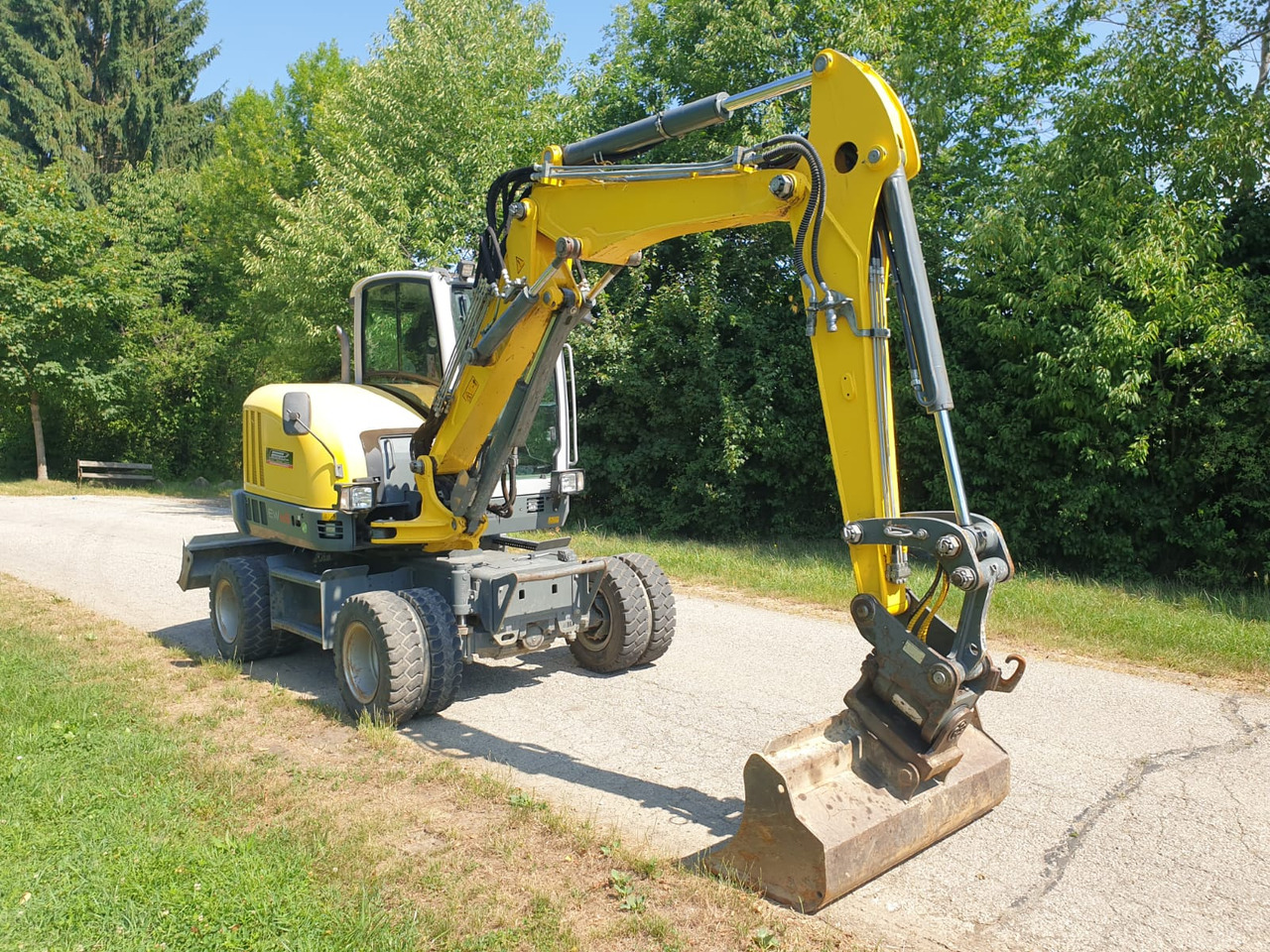 WACKER Neuson EW 65 - Pyöräalustainen kaivinkone: kuva WACKER Neuson EW 65 - Pyöräalustainen kaivinkone WACKER Neuson EW 65 - Pyöräalustainen kaivinkone: kuva WACKER Neuson EW 65 - Pyöräalustainen kaivinkone