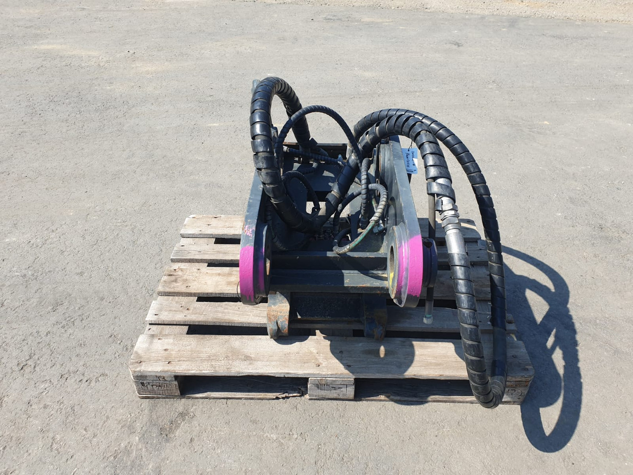Winkelbauer XL Quick coupler - Pikaliitin - Telakaivukone: kuva Winkelbauer XL Quick coupler - Pikaliitin - Telakaivukone Winkelbauer XL Quick coupler - Pikaliitin - Telakaivukone: kuva Winkelbauer XL Quick coupler - Pikaliitin - Telakaivukone