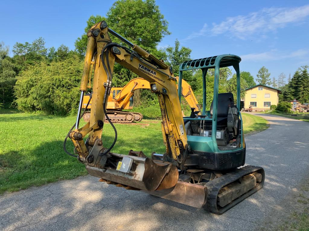 YANMAR VIO 25-4 - Minikuormaaja: kuva YANMAR VIO 25-4 - Minikuormaaja YANMAR VIO 25-4 - Minikuormaaja: kuva YANMAR VIO 25-4 - Minikuormaaja