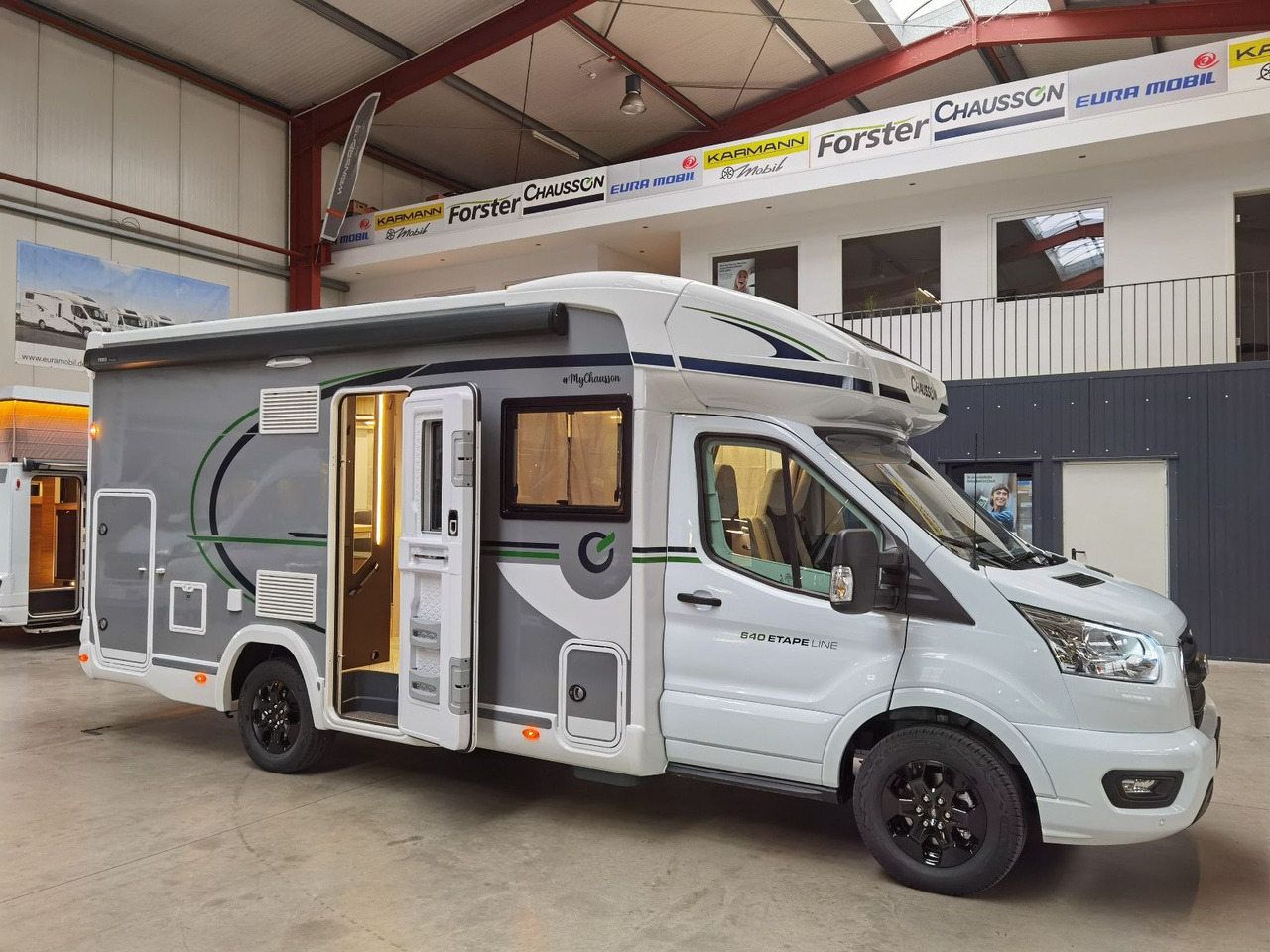 Chausson 640 ETAPE LINE /-2025- / XXL - HUBBETT & RAUMBAD - Puoli-integroitu asuntoauto: kuva Chausson 640 ETAPE LINE /-2025- / XXL - HUBBETT & RAUMBAD - Puoli-integroitu asuntoauto Chausson 640 ETAPE LINE /-2025- / XXL - HUBBETT & RAUMBAD - Puoli-integroitu asuntoauto: kuva Chausson 640 ETAPE LINE /-2025- / XXL - HUBBETT & RAUMBAD - Puoli-integroitu asuntoauto