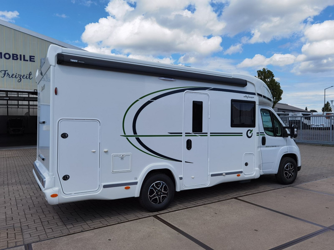 Chausson 640 ULTIMATE / -2026- / XX-HUBBETT / DRIVE-PAKET - Puoli-integroitu asuntoauto: kuva Chausson 640 ULTIMATE / -2026- / XX-HUBBETT / DRIVE-PAKET - Puoli-integroitu asuntoauto Chausson 640 ULTIMATE / -2026- / XX-HUBBETT / DRIVE-PAKET - Puoli-integroitu asuntoauto: kuva Chausson 640 ULTIMATE / -2026- / XX-HUBBETT / DRIVE-PAKET - Puoli-integroitu asuntoauto
