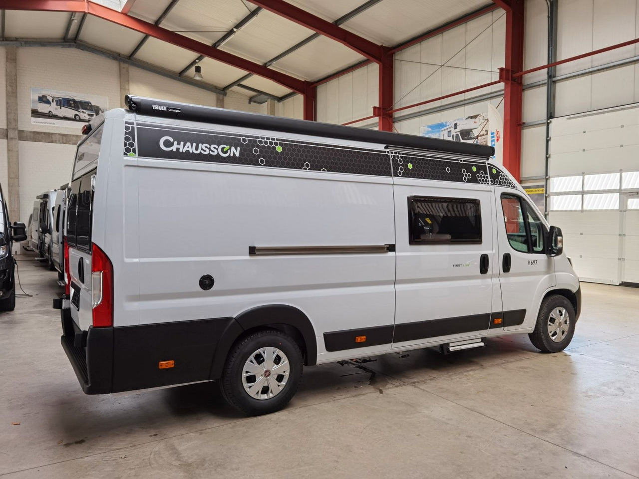 Chausson V697 FIRST LINE / ZUBEHÖR-PAKET / EINZELBETTEN - Retkeilyauto: kuva Chausson V697 FIRST LINE / ZUBEHÖR-PAKET / EINZELBETTEN - Retkeilyauto Chausson V697 FIRST LINE / ZUBEHÖR-PAKET / EINZELBETTEN - Retkeilyauto: kuva Chausson V697 FIRST LINE / ZUBEHÖR-PAKET / EINZELBETTEN - Retkeilyauto