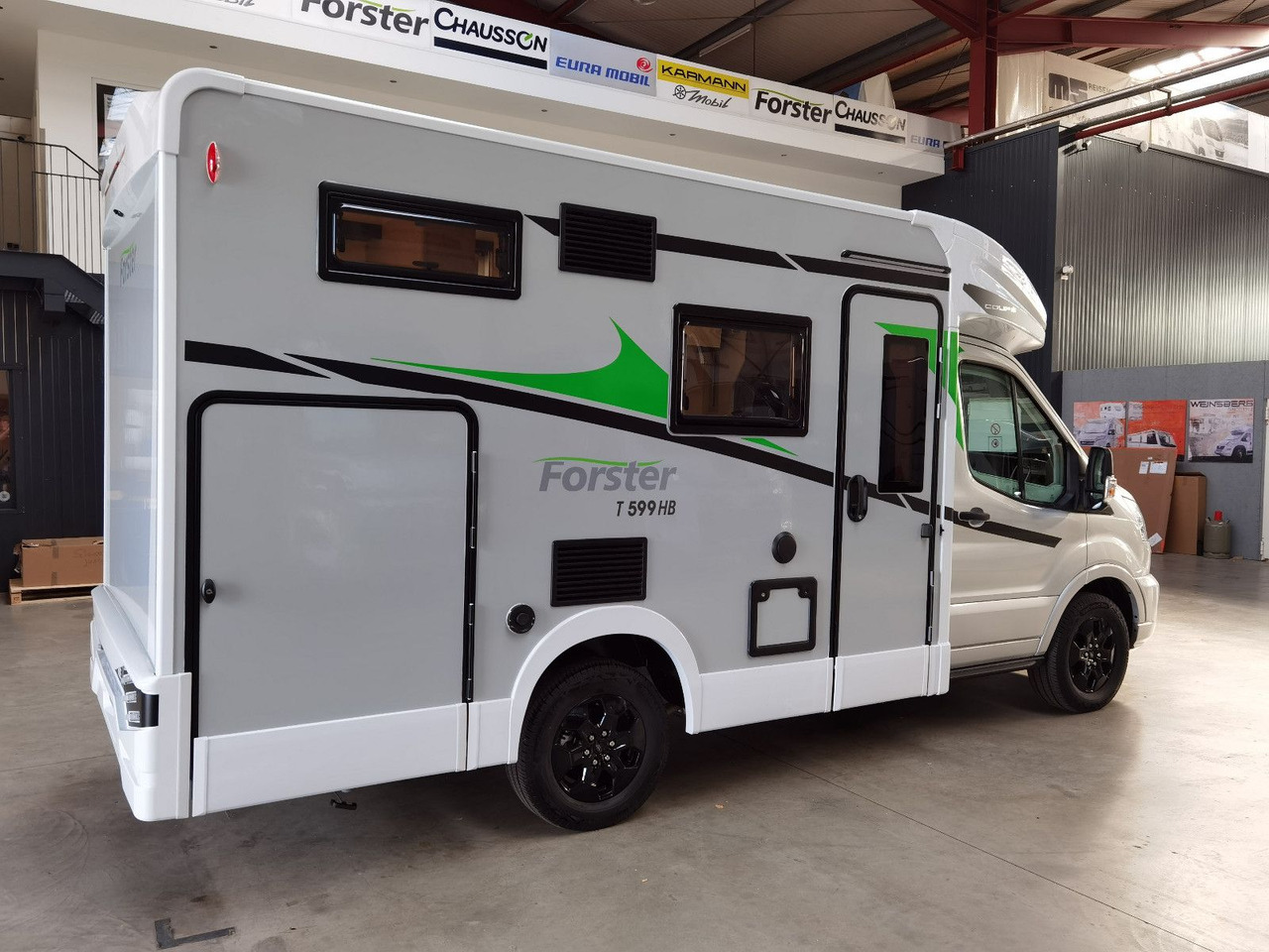 Forster T 599 HB COUPÈ /MODELL 2026 / HECKBETT & HUBBETT - Puoli-integroitu asuntoauto: kuva Forster T 599 HB COUPÈ /MODELL 2026 / HECKBETT & HUBBETT - Puoli-integroitu asuntoauto Forster T 599 HB COUPÈ /MODELL 2026 / HECKBETT & HUBBETT - Puoli-integroitu asuntoauto: kuva Forster T 599 HB COUPÈ /MODELL 2026 / HECKBETT & HUBBETT - Puoli-integroitu asuntoauto