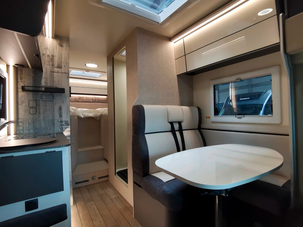 Puoli-integroitu asuntoauto Forster T 669 EBN COUPÈ / -2025-/165PS/ SILVER - EDITION: kuva Puoli-integroitu asuntoauto Forster T 669 EBN COUPÈ / -2025-/165PS/ SILVER - EDITION Puoli-integroitu asuntoauto Forster T 669 EBN COUPÈ / -2025-/165PS/ SILVER - EDITION: kuva Puoli-integroitu asuntoauto Forster T 669 EBN COUPÈ / -2025-/165PS/ SILVER - EDITION