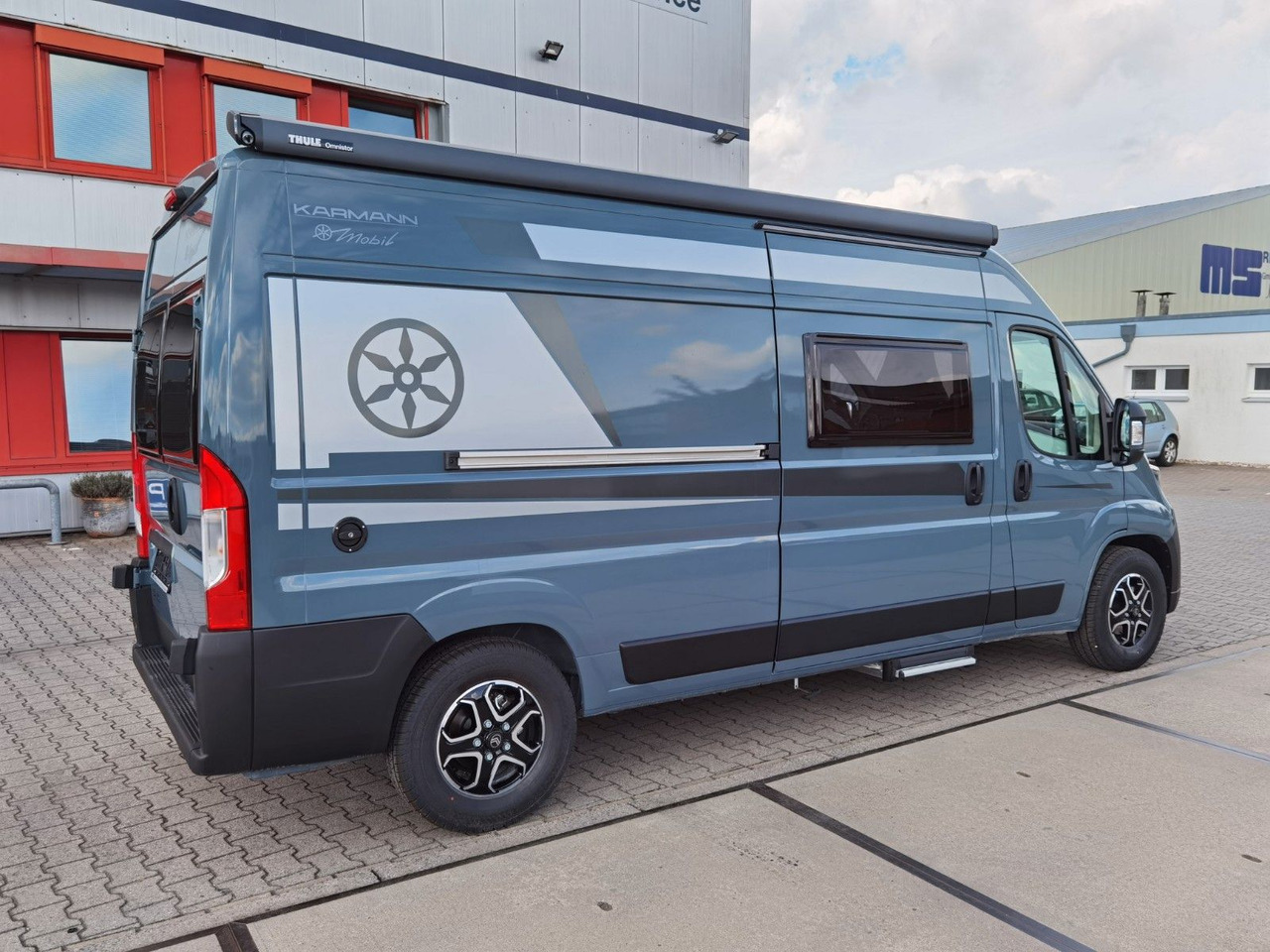 Karmann DAVIS 590 TRENDSTYLE / -2026- / 140PS- AUTOMATIK - Retkeilyauto: kuva Karmann DAVIS 590 TRENDSTYLE / -2026- / 140PS- AUTOMATIK - Retkeilyauto Karmann DAVIS 590 TRENDSTYLE / -2026- / 140PS- AUTOMATIK - Retkeilyauto: kuva Karmann DAVIS 590 TRENDSTYLE / -2026- / 140PS- AUTOMATIK - Retkeilyauto