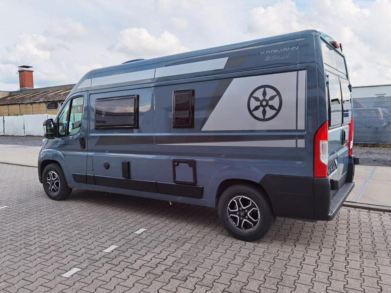 Karmann DAVIS 590 TRENDSTYLE / -2026- / 140PS- AUTOMATIK - Retkeilyauto: kuva Karmann DAVIS 590 TRENDSTYLE / -2026- / 140PS- AUTOMATIK - Retkeilyauto Karmann DAVIS 590 TRENDSTYLE / -2026- / 140PS- AUTOMATIK - Retkeilyauto: kuva Karmann DAVIS 590 TRENDSTYLE / -2026- / 140PS- AUTOMATIK - Retkeilyauto